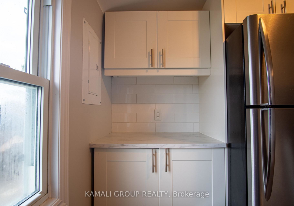 15-sherbourne-street-st-catharines-ontario-x12427258