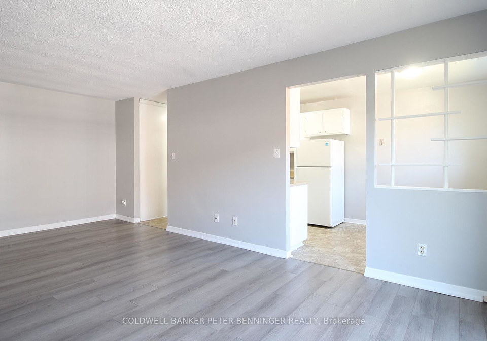 529-parkside-drive-waterloo-ontario-x12427325