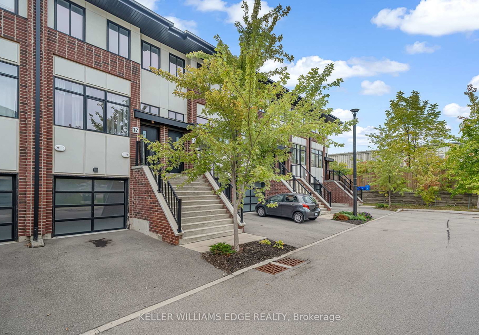 19-mulhollard-lane-hamilton-ontario-x12427391