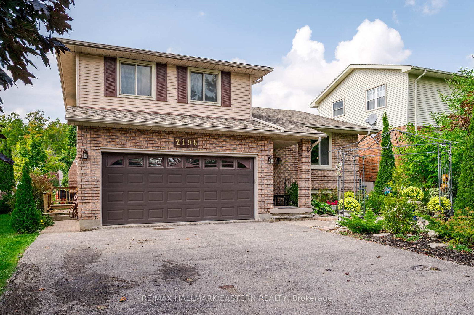 2196-lorraine-drive-peterborough-ontario-x12427467