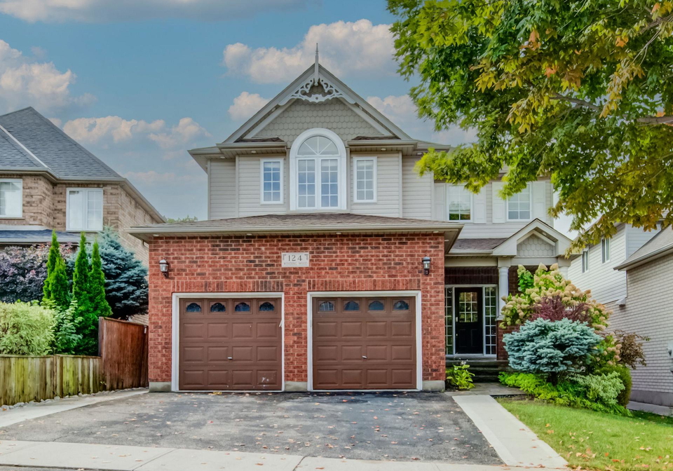124-winding-wood-crescent-kitchener-ontario-x12427496