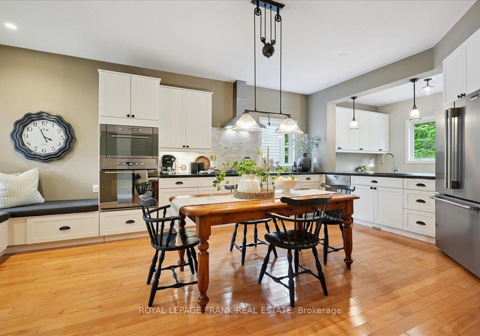 23-woodlawn-court-hamilton-ontario-x12427649