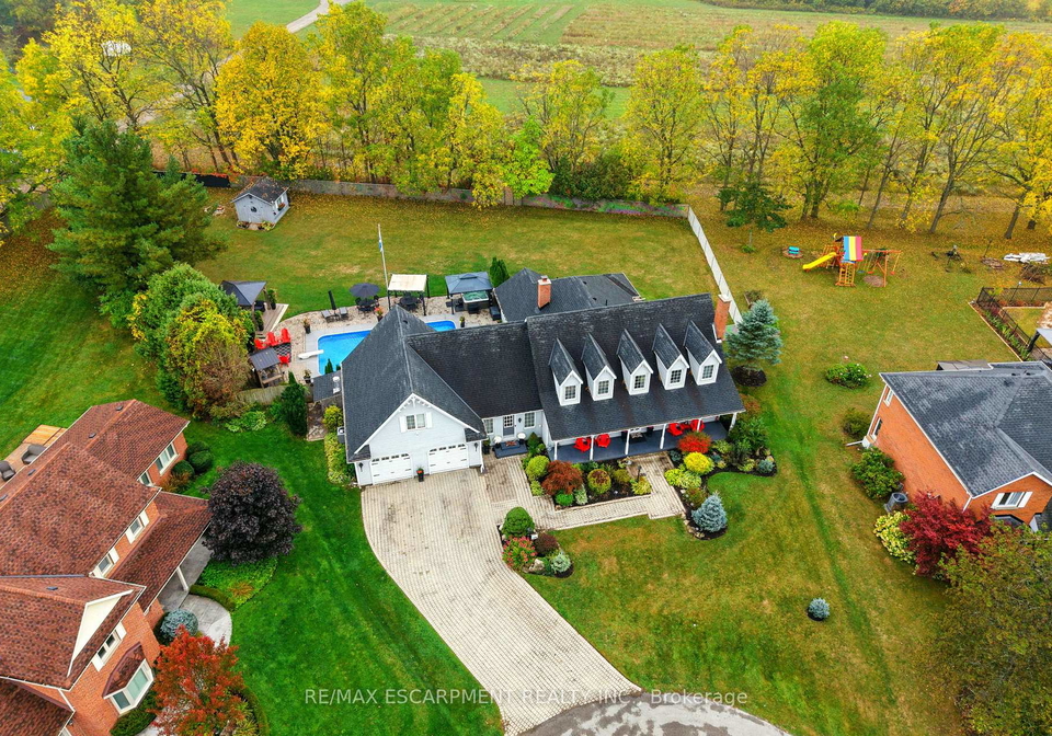 24-meander-close-hamilton-ontario-x12427747