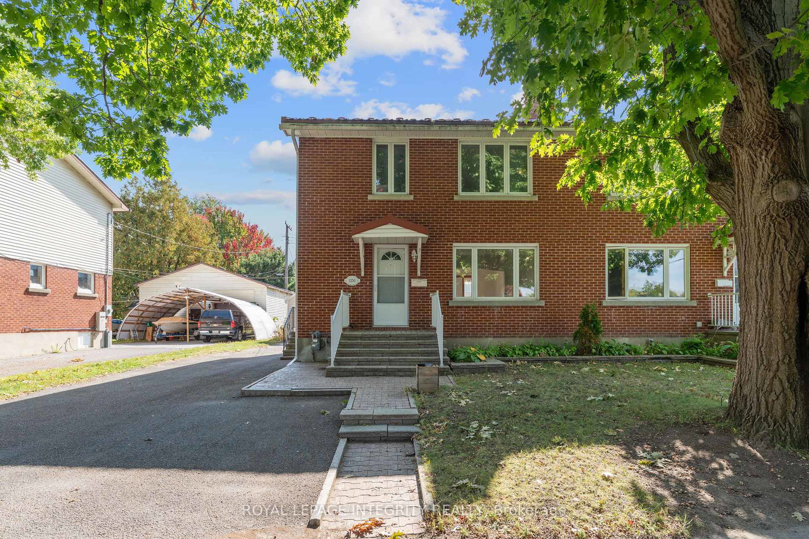 1350-leaside-avenue-ottawa-ontario-x12427766