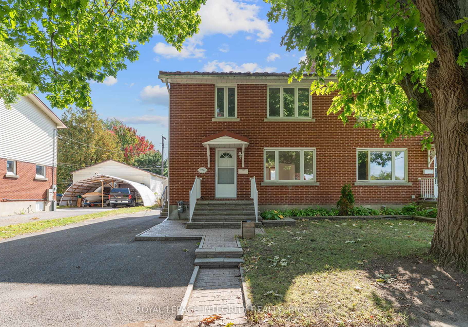 1350-leaside-avenue-ottawa-ontario-x12427766