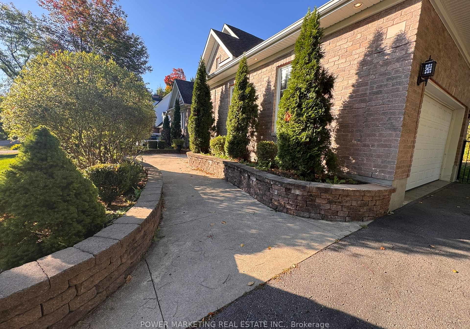 1241-villeroy-crescent-ottawa-ontario-x12427776