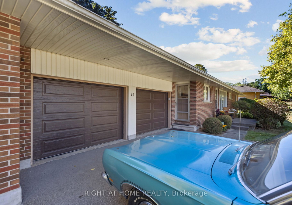 11-riverview-terrace-brant-ontario-x12427866
