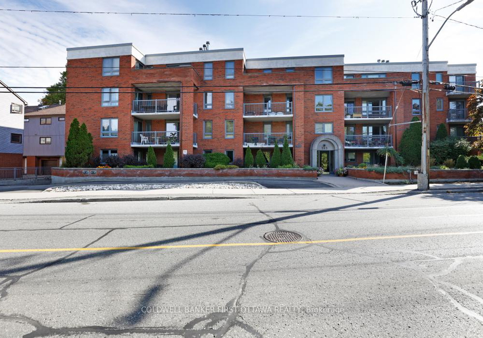 939-north-river-road-overbrook-castleheights-and-area-ottawa-ontario-x12427976