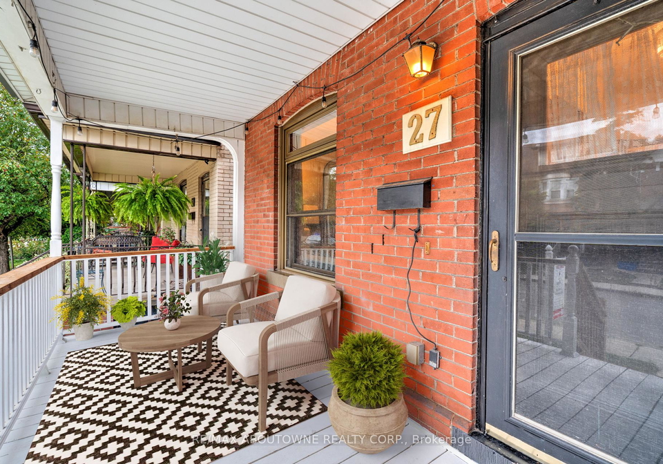 27-garfield-avenue-n-hamilton-ontario-x12427979