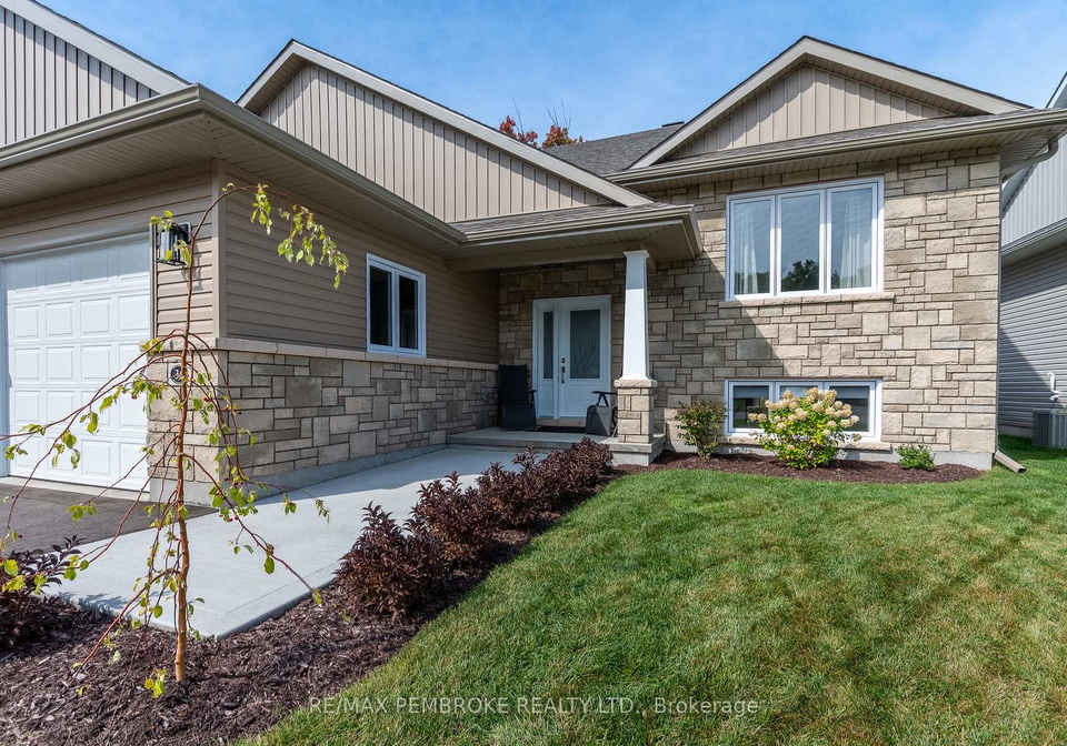 36-zachary-street-petawawa-ontario-x12427982