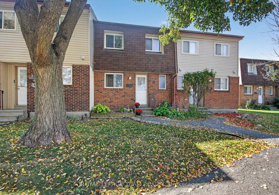 1e-seyton-drive-ottawa-ontario-x12428041