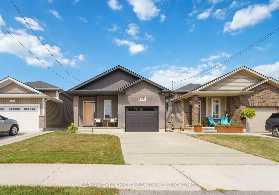 103-scholfield-avenue-s-welland-ontario-x12428072