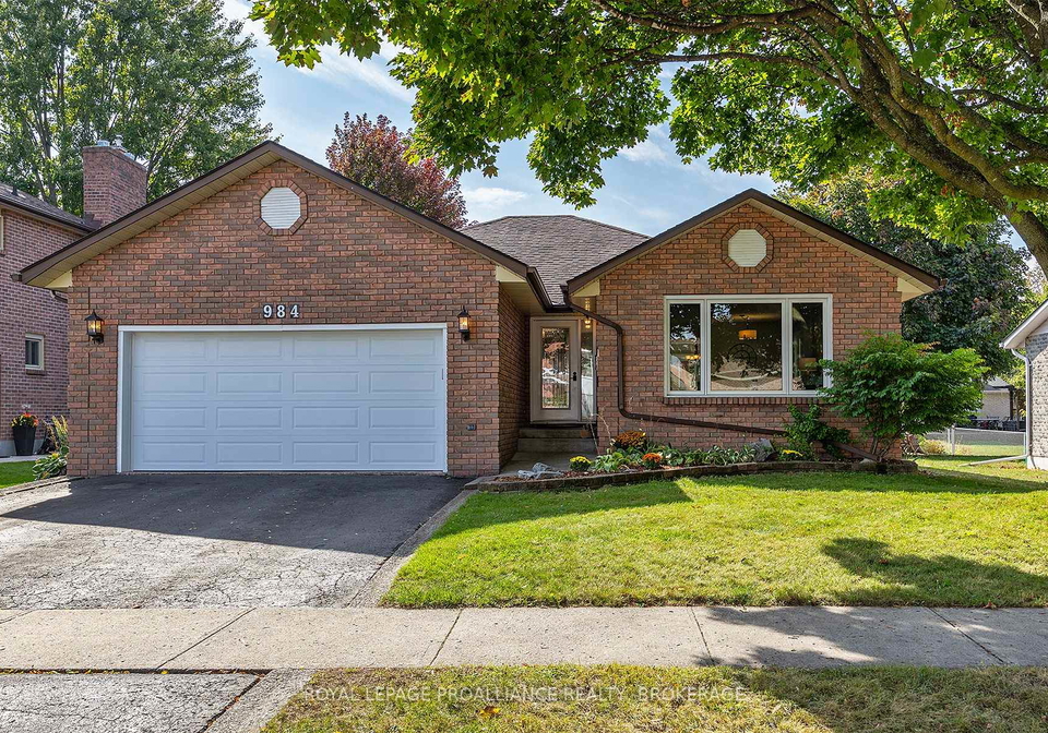 984-ambleside-crescent-kingston-ontario-x12428125