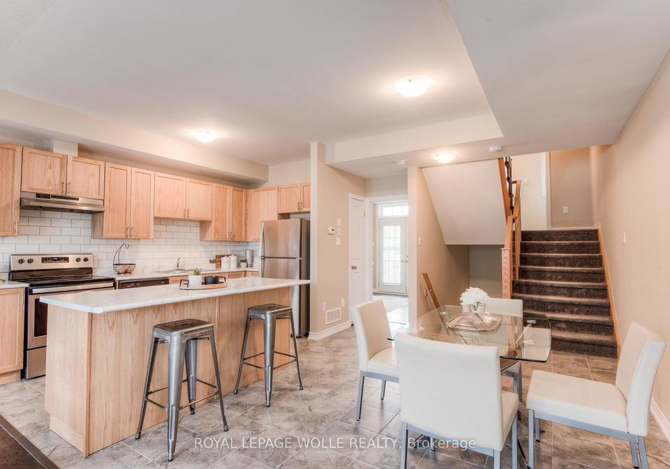 387-westwood-drive-kitchener-ontario-x12428200