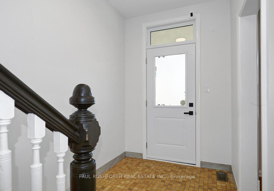 36-champagne-avenue-s-ottawa-ontario-x12428261
