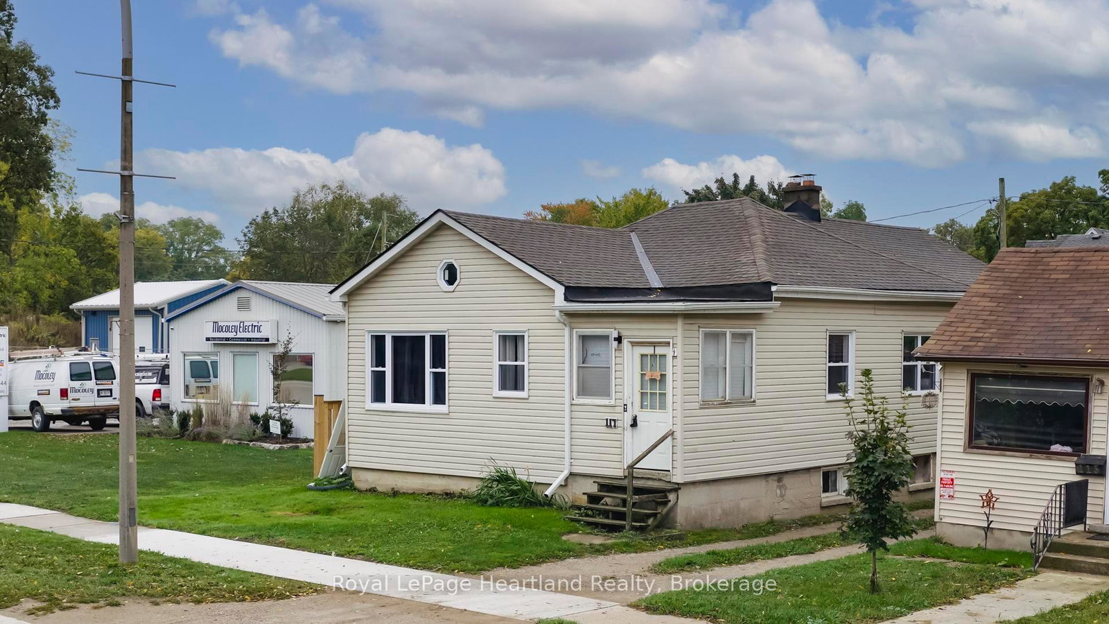 117-main-street-north-middlesex-ontario-x12428348