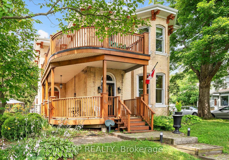 34-field-road-hamilton-ontario-x12428387