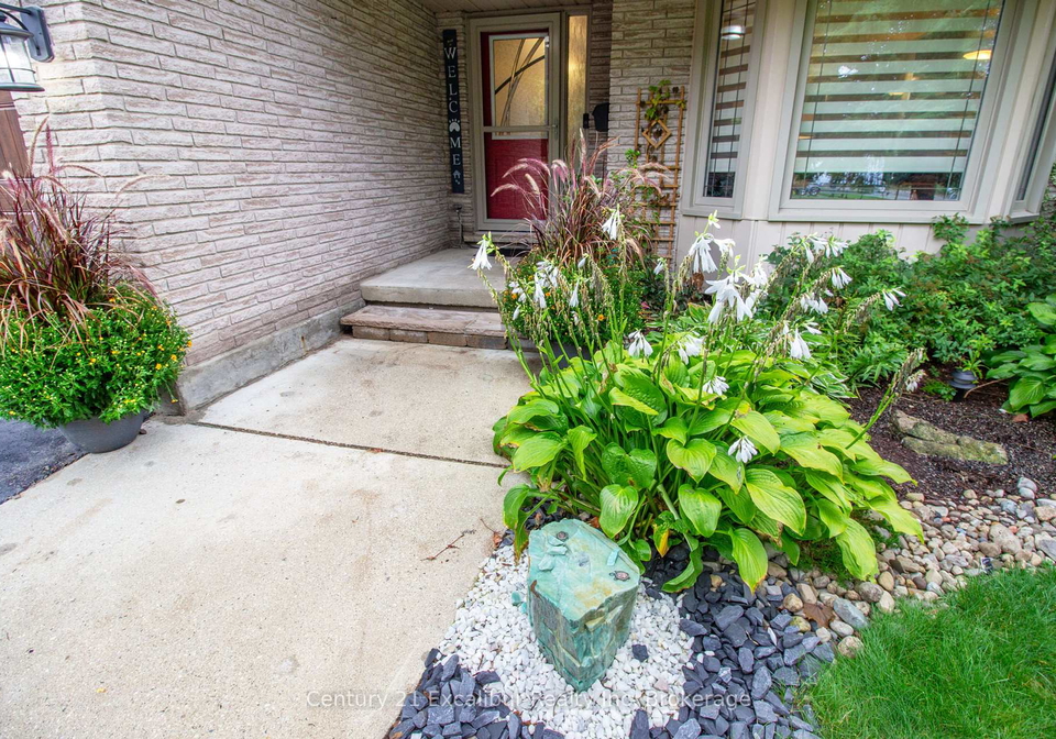 15-gourlay-road-centre-wellington-ontario-x12428452