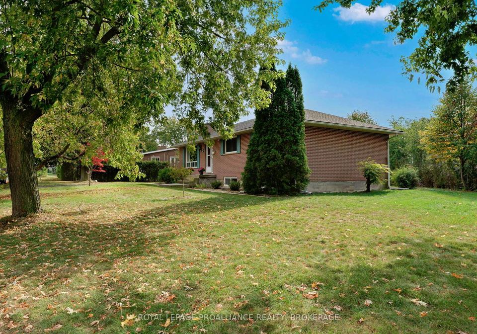 64-michael-grass-crescent-kingston-ontario-x12428517