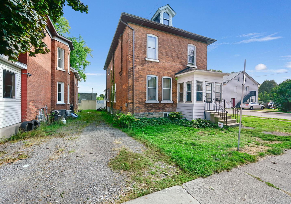 395-henry-street-w-prescott-ontario-x12428550