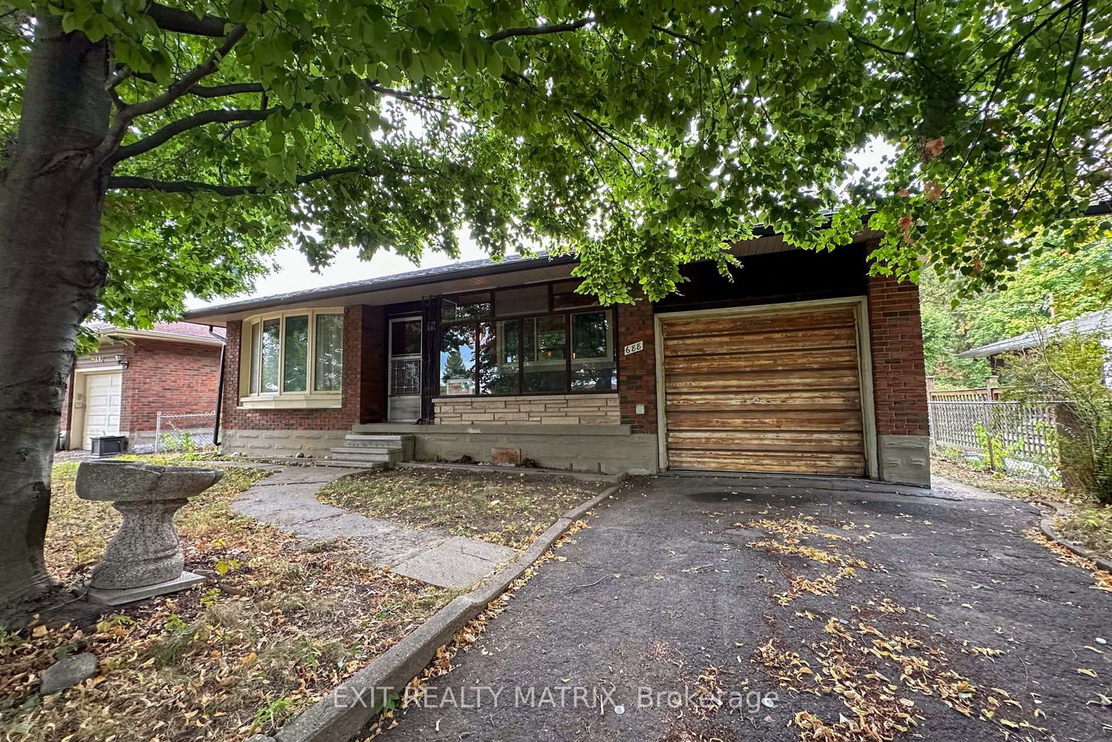 688-ellen-avenue-ottawa-ontario-x12428717