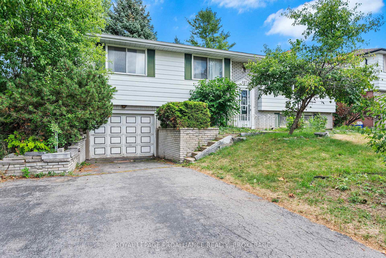 327-avenue-road-kingston-ontario-x12428729