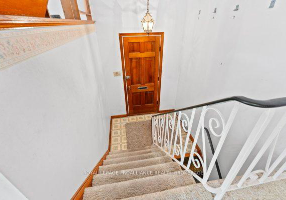 327-avenue-road-kingston-ontario-x12428729