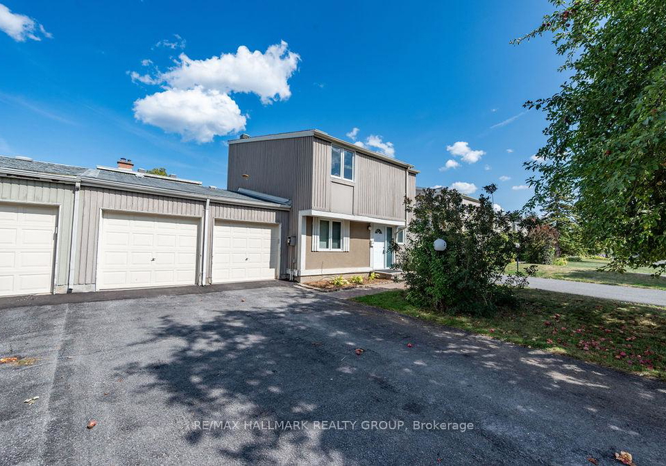 29varley-drive-kanata-ontario-x12428892