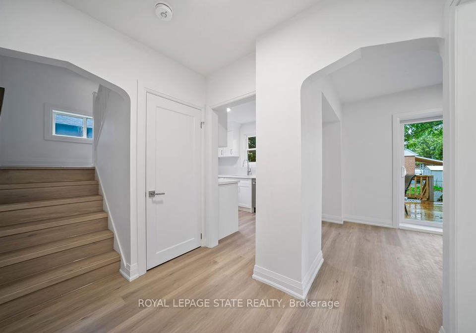 172-east-34th-street-hamilton-ontario-x12428979
