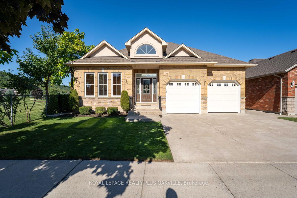 195-winona-road-hamilton-ontario-x12429019