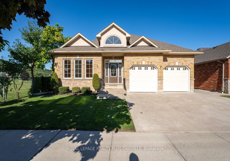 195-winona-road-hamilton-ontario-x12429019