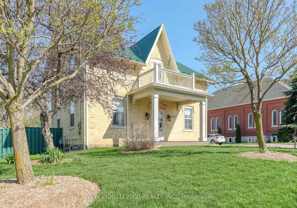 1324-king-street-woolwich-ontario-x12429300