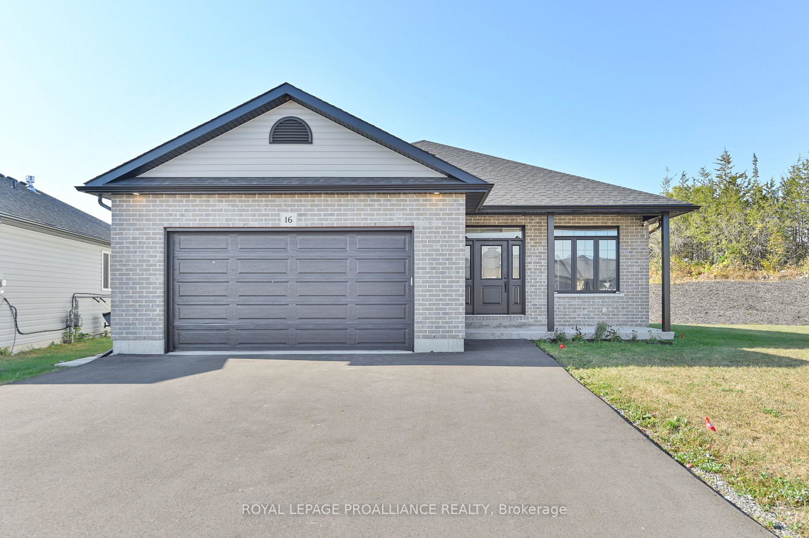 16-lehtinen-crescent-belleville-ontario-x12429321