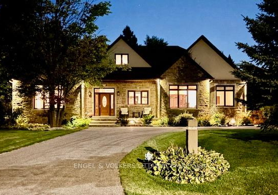 1836-whitemarsh-crescent-kanata-ontario-x12429373
