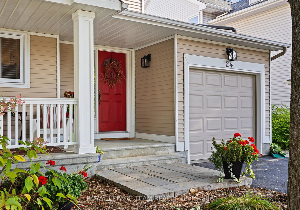 24-hyannis-avenue-ottawa-ontario-x12429413