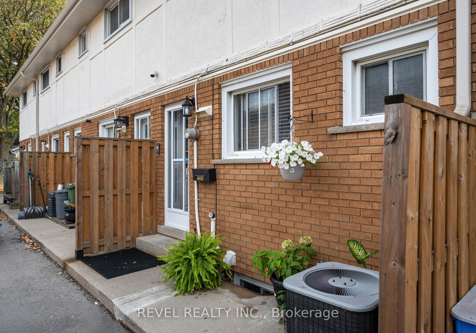 1289-fennell-avenue-e-hamilton-ontario-x12429426