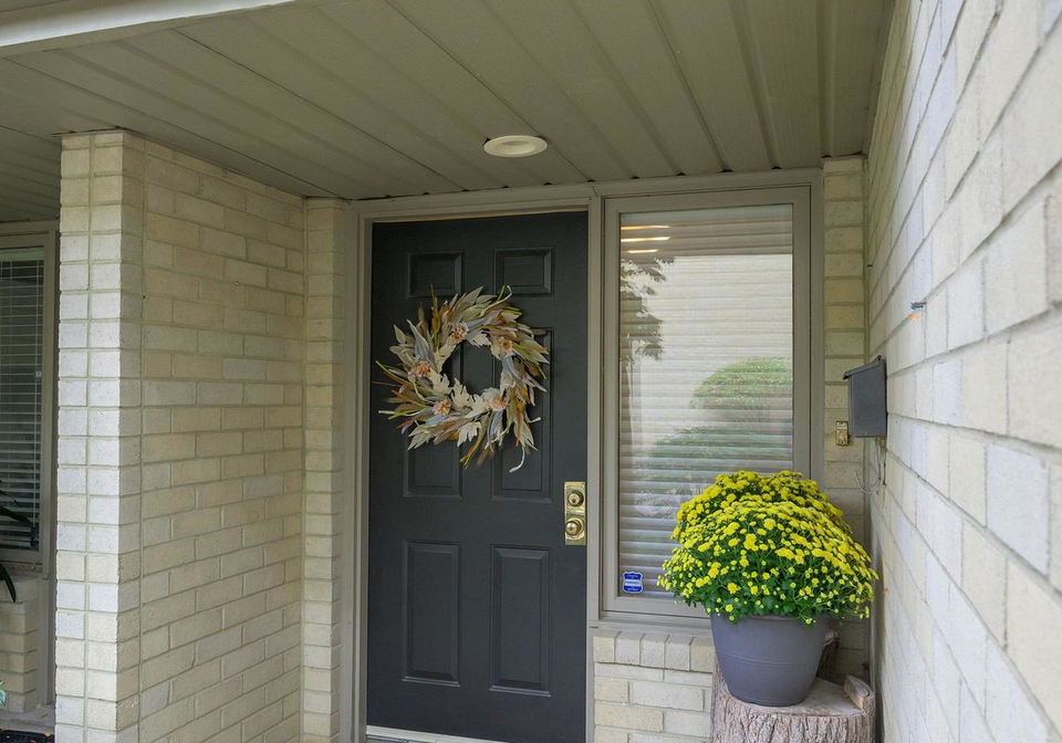 1399-commissioners-road-w-london-south-ontario-x12429446