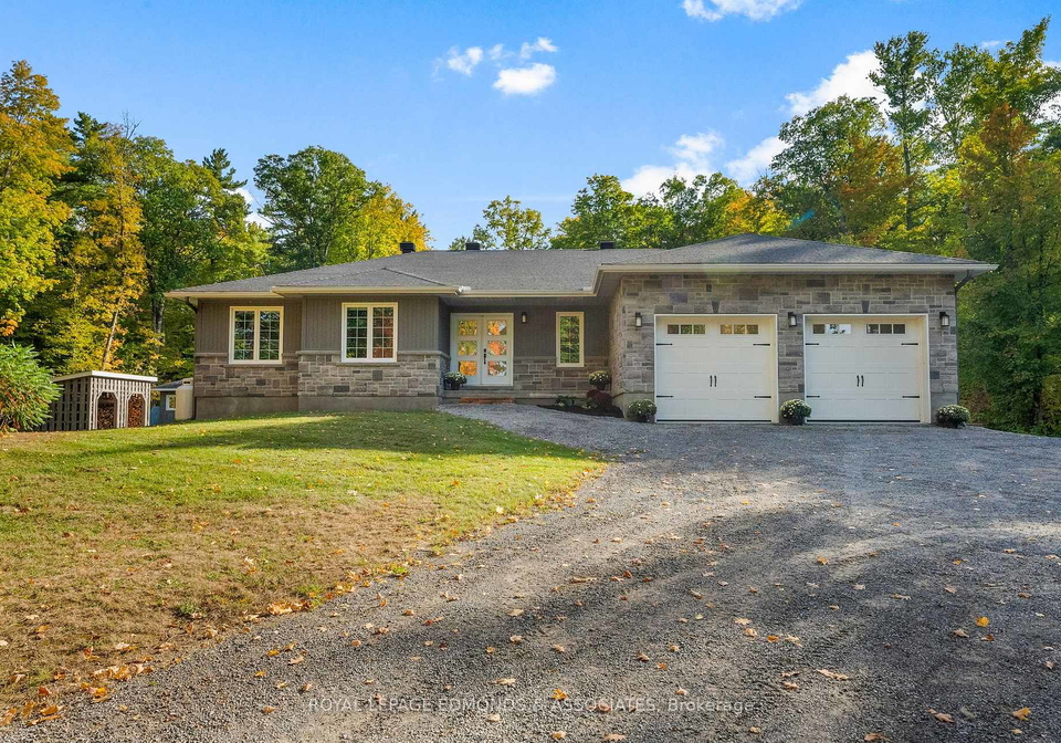 166-deerfield-drive-mcnabbraeside-ontario-x12429480