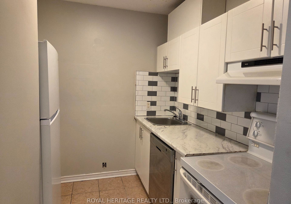 8800-willoughby-drive-niagara-falls-ontario-x12429483