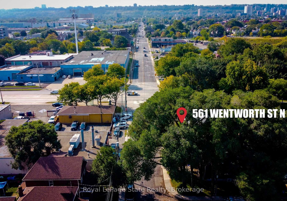 561-wentworth-street-n-hamilton-ontario-x12429550