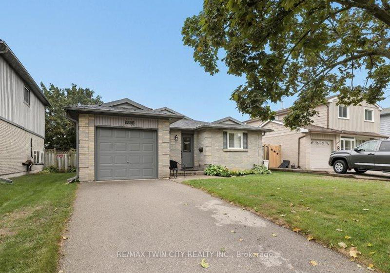 1256-avonlea-road-cambridge-ontario-x12429585