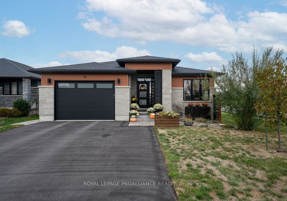 42-lehtinen-crescent-belleville-ontario-x12429764