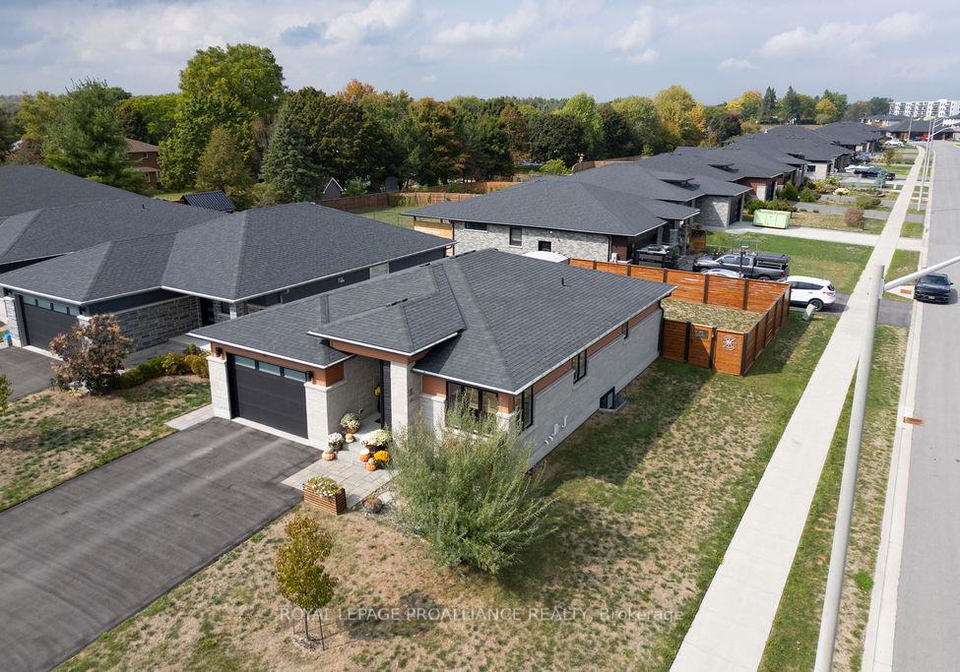 42-lehtinen-crescent-belleville-ontario-x12429764
