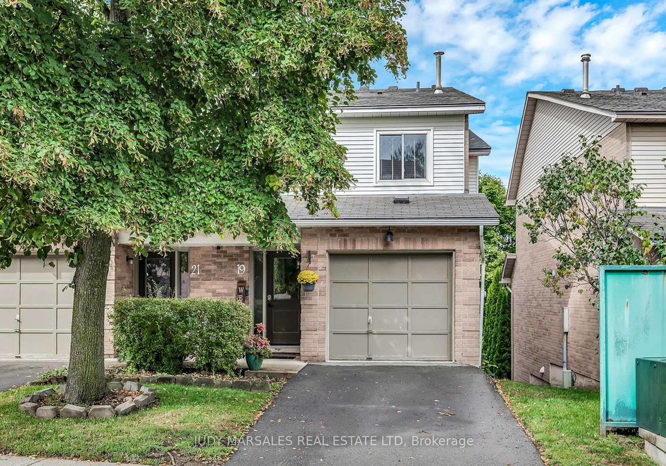 26-moss-boulevard-hamilton-ontario-x12429794
