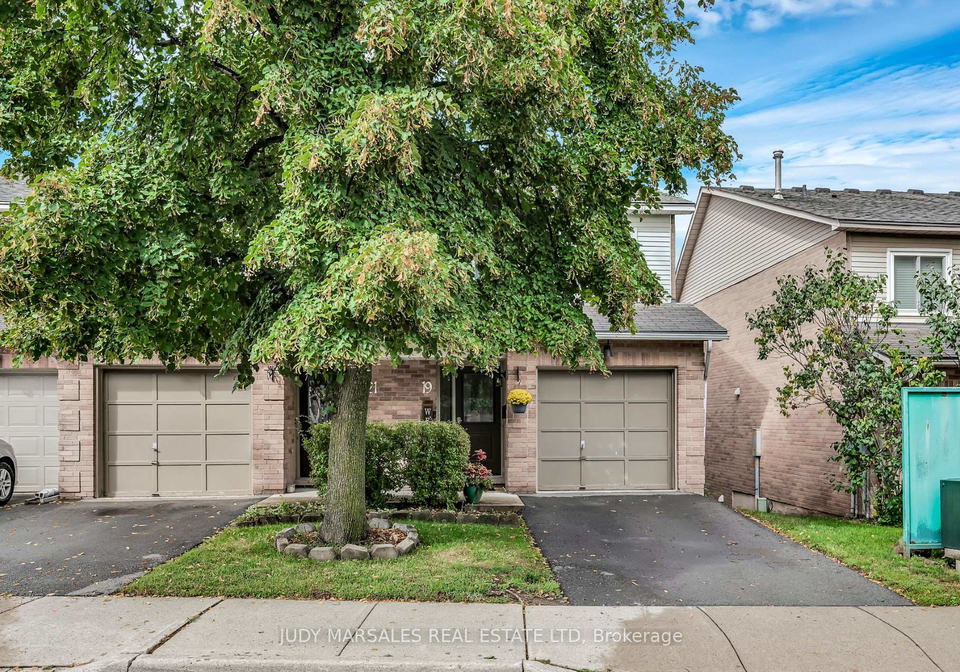 26-moss-boulevard-hamilton-ontario-x12429794