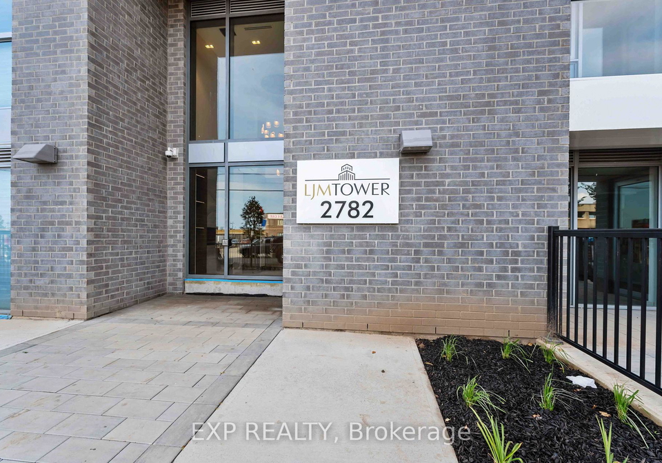 2782-barton-street-e-hamilton-ontario-x12429804