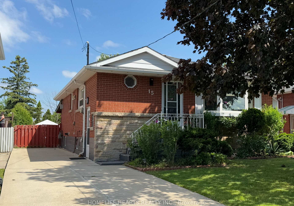 15-jellicoe-court-hamilton-ontario-x12429827