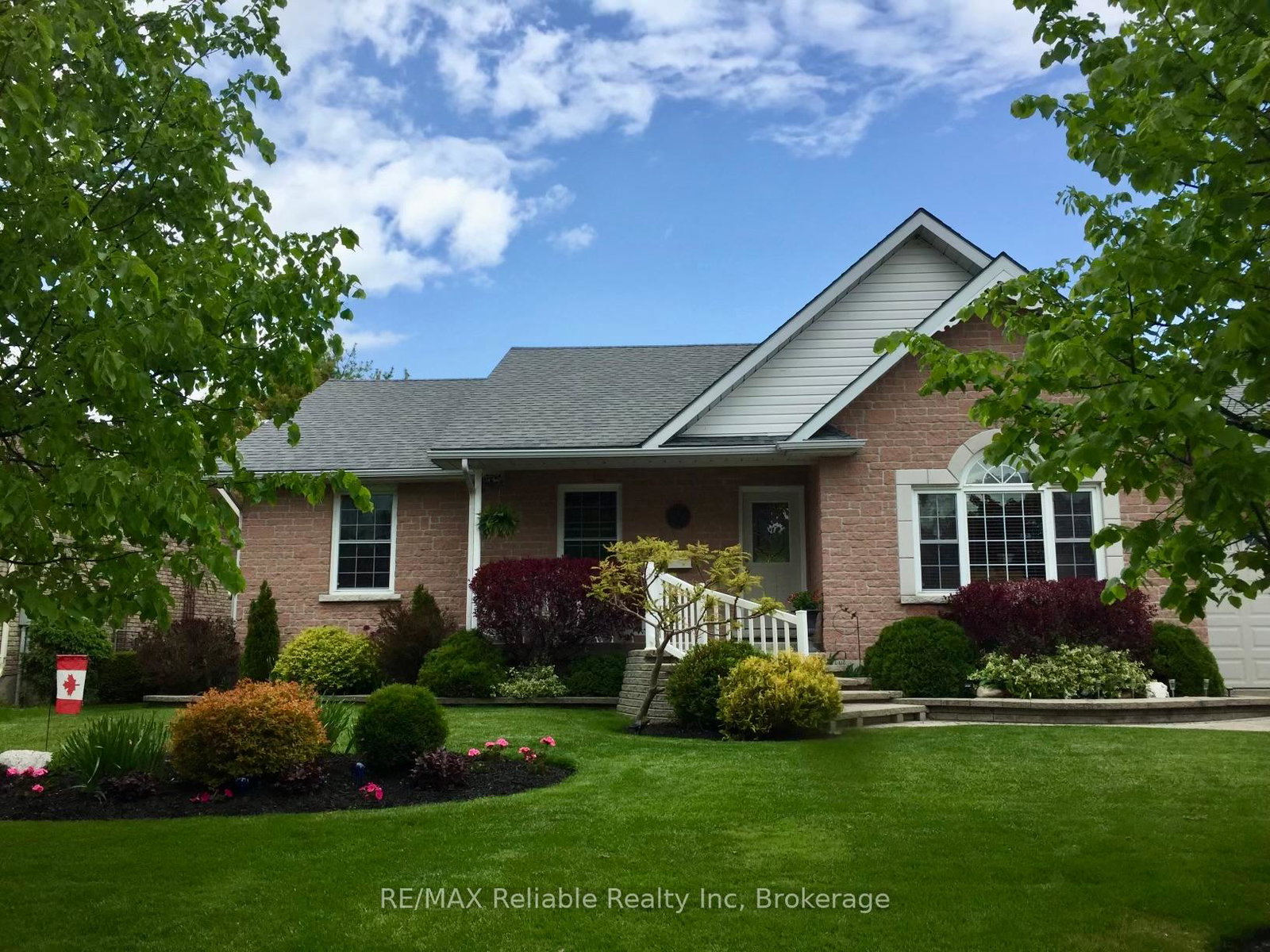 8-beilby-street-goderich-ontario-x12429934