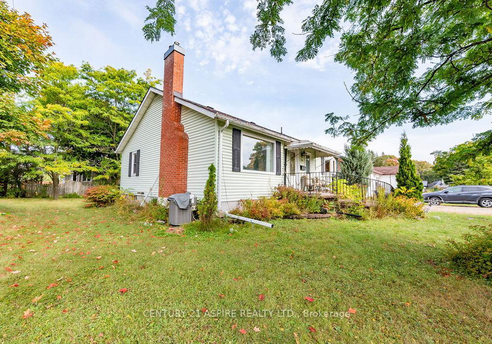 214-munroe-avenue-e-renfrew-ontario-x12429964