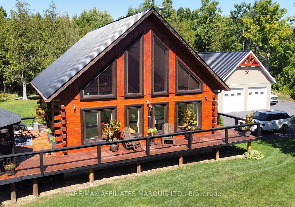 20611-county-road-25-south-glengarry-ontario-x12430173